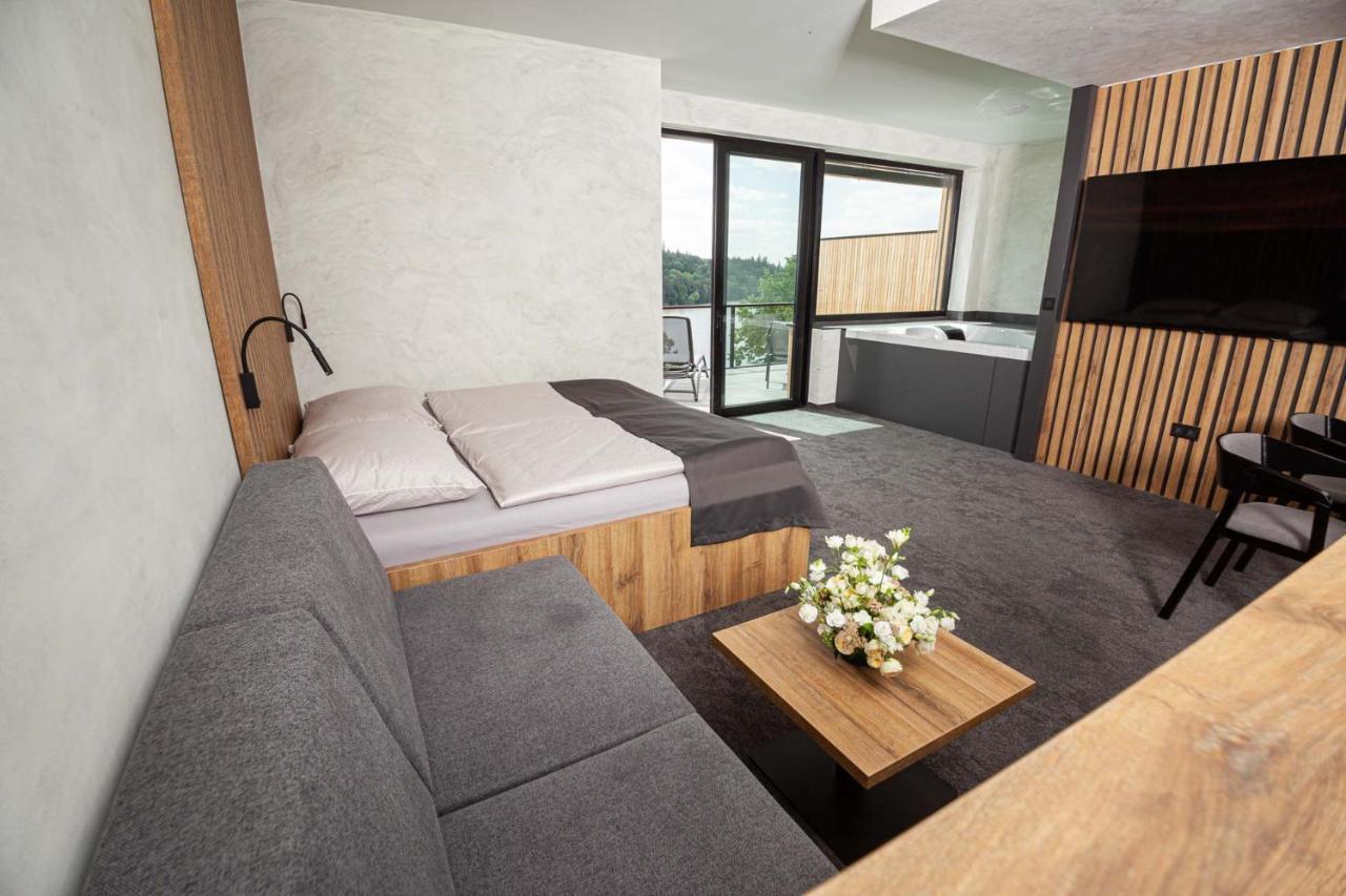 Hotel Kras Jedovnice Dış mekan fotoğraf