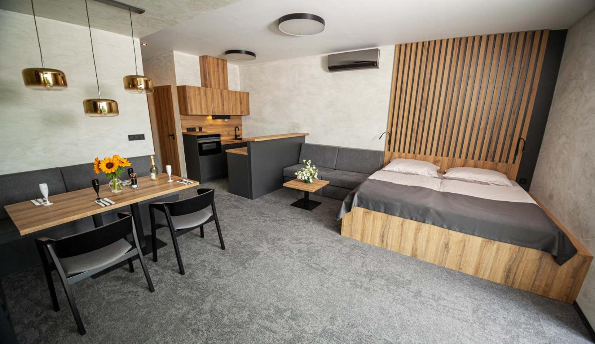 Hotel Kras Jedovnice Dış mekan fotoğraf