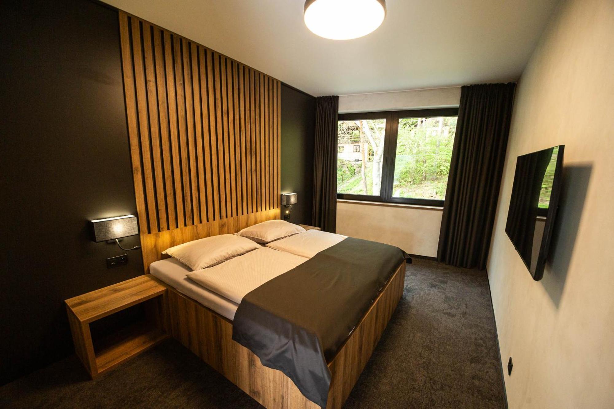 Hotel Kras Jedovnice Dış mekan fotoğraf