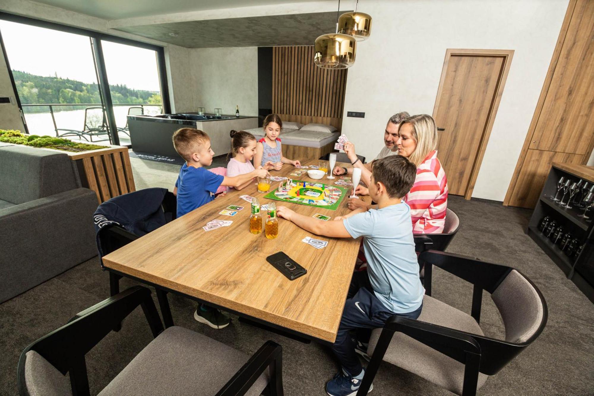Hotel Kras Jedovnice Dış mekan fotoğraf