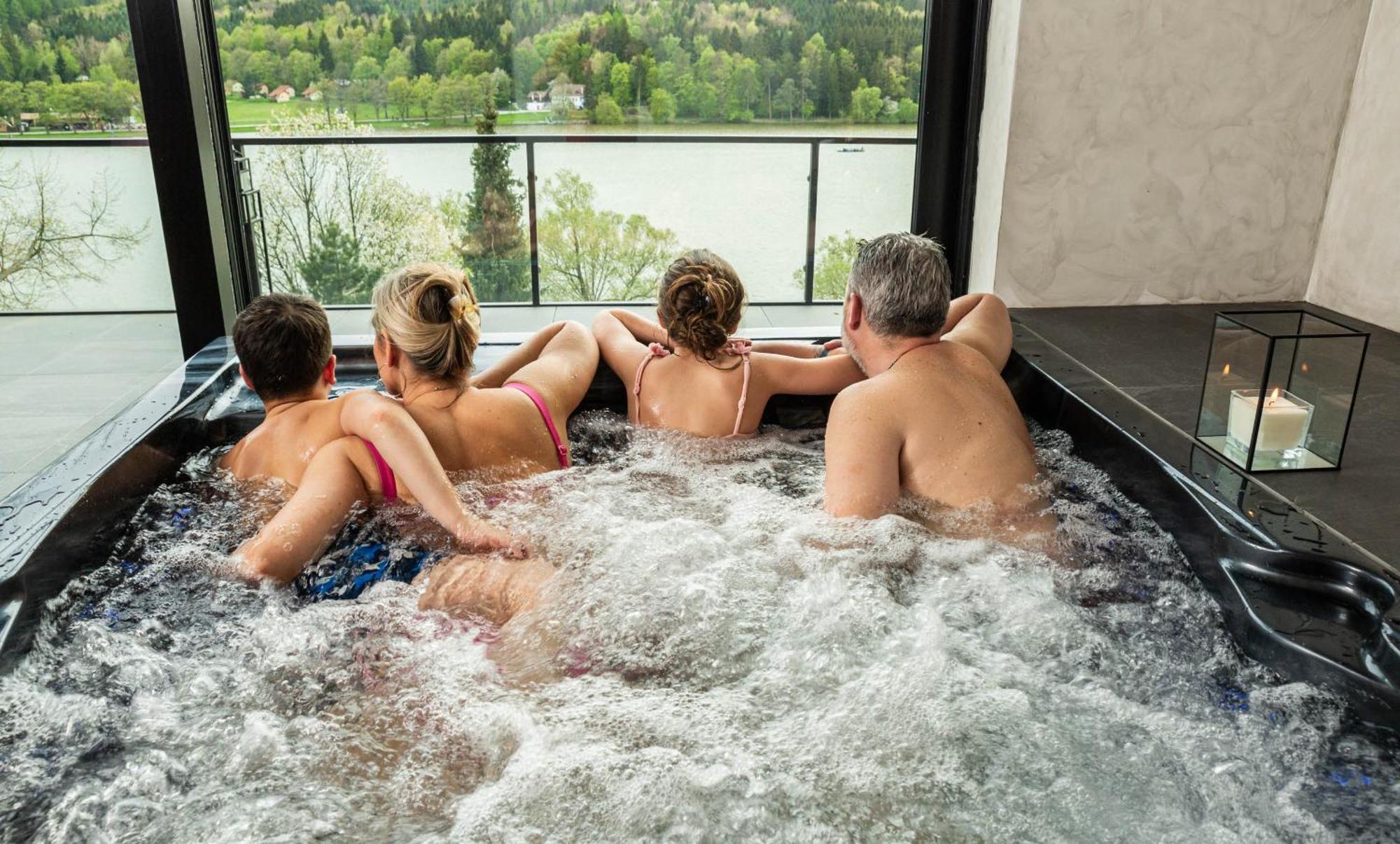 Hotel Kras Jedovnice Dış mekan fotoğraf
